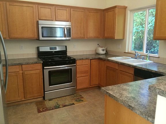 5th image of 13306 22nd Ave W #34