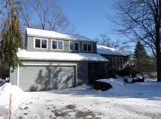 3137 Hadley Ln, Baldwinsville, NY 13027