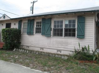 715 3rd Ave N, Lake Worth, FL 33460
