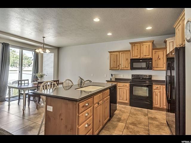 1st image of 1629 N Guardian Dr