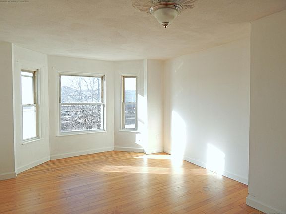 2nd image of 28 Federal Ave #2B