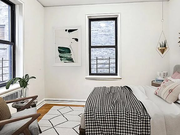 4th image of 145 E 22nd St APT 1H