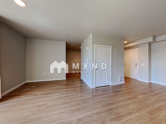 2nd image of 1085 103rd Ave NE Unit 418