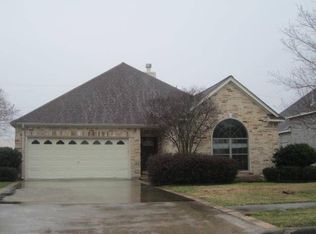 3870 Lake Arthur Dr, Port Arthur, TX 77642
