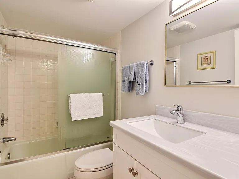 3939 Ocean Dr #302B — Photo 19