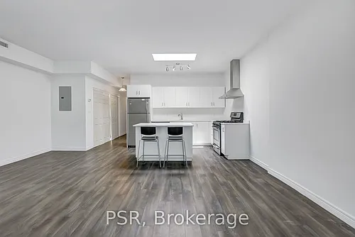 464 College St #3 Photo 1