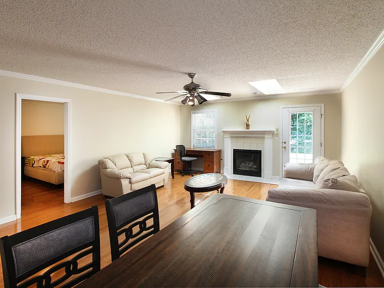 741 Harbor Way — Photo 14