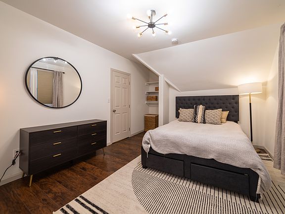 3rd image of 84 Sheffield Ave #3