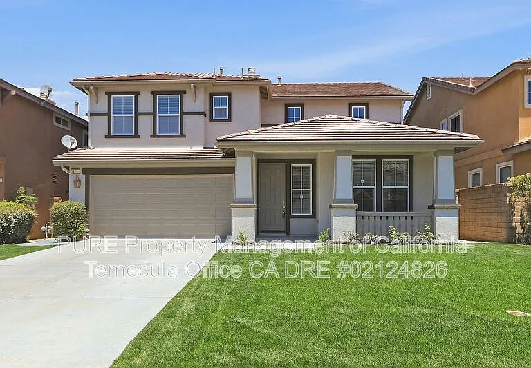 29754 Maxmillian Ave — Photo 1