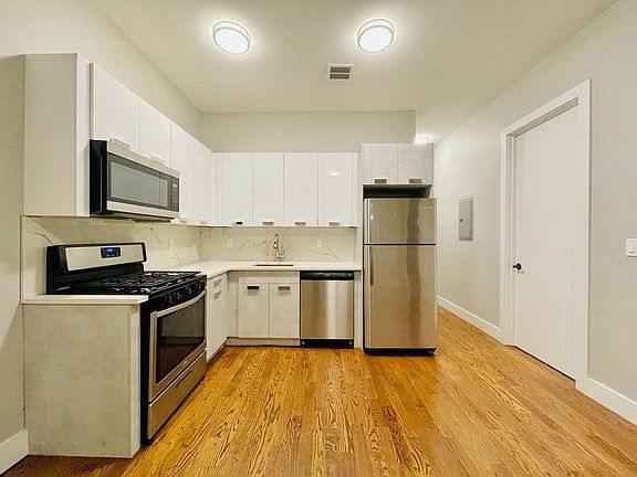 2nd image of 44 Jewett Ave Floor 2