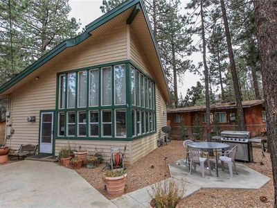 427 Highland Ln, Sugarloaf, CA, 92386