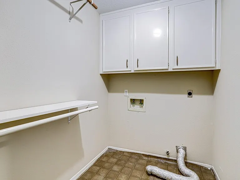 3706 Haven Pines Dr — Photo 18