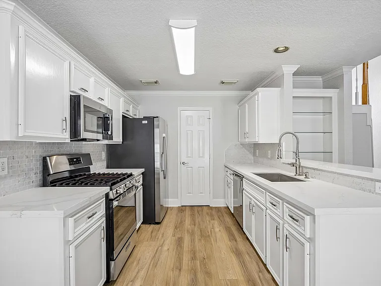 2207 Park Ave #2207 — Photo 2