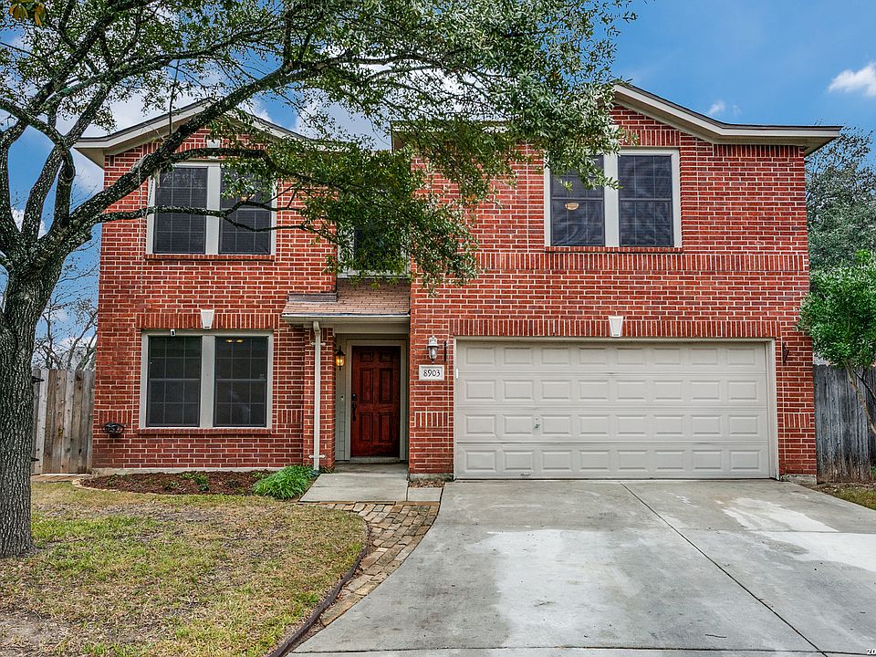 1st image of 8903 Oakwood Ct