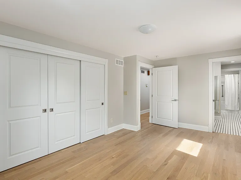 4002 Harlem Rd — Photo 21
