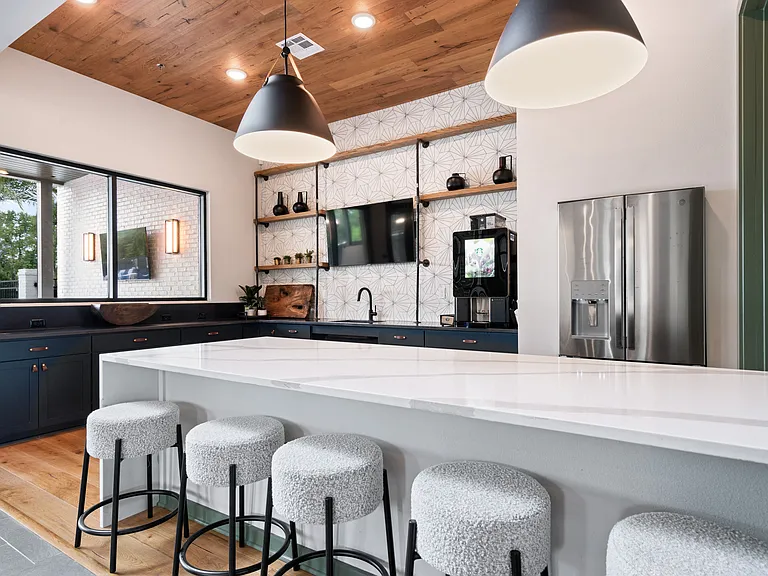 Dawson Park Apartments — Photo 18