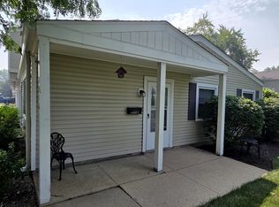 321 Joan Ct Unit A, Bartlett, IL 60103