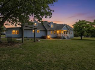 70 Cottage Ln, Chickamauga, GA 30707