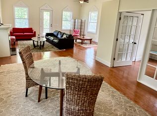 582 Sugar Creek Rd, Lexington, VA 24450