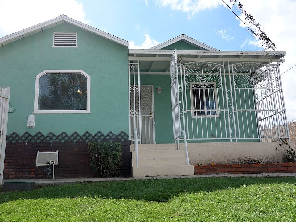 1st image of 2744 Guirado St