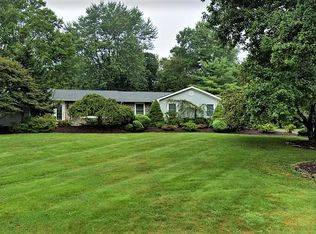 15 Elizabeth St, Basking Ridge, NJ 07920