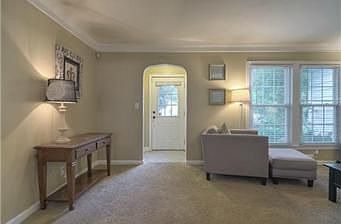 4th image of 7931 Ward Parkway Pl