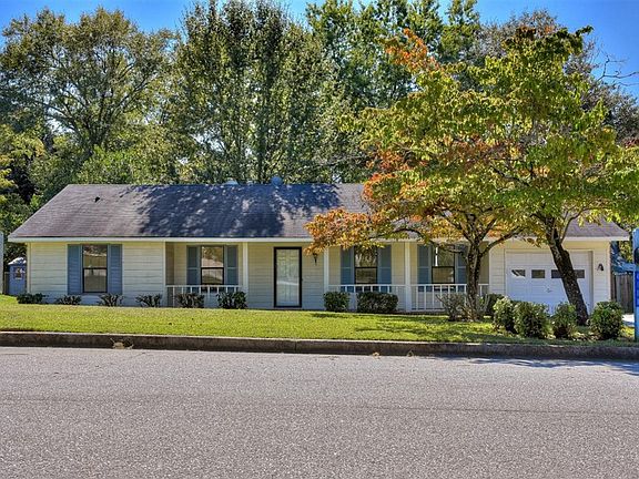 4th image of 4108 Birchtree Dr