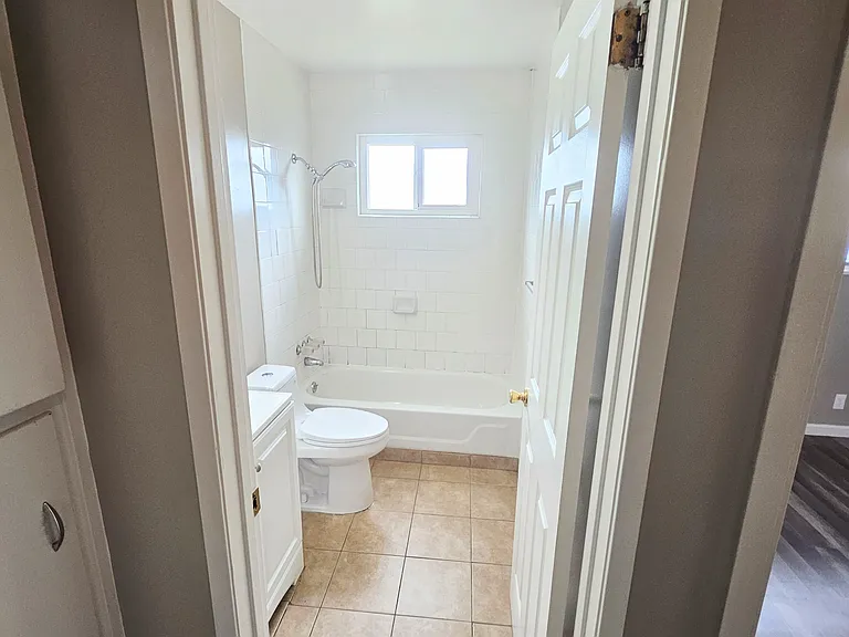 253 N Walnut Ave — Photo 17