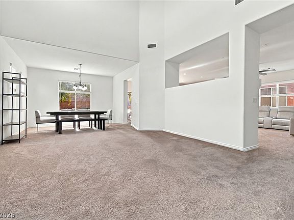 2nd image of 7425 Glorious Sun Dr