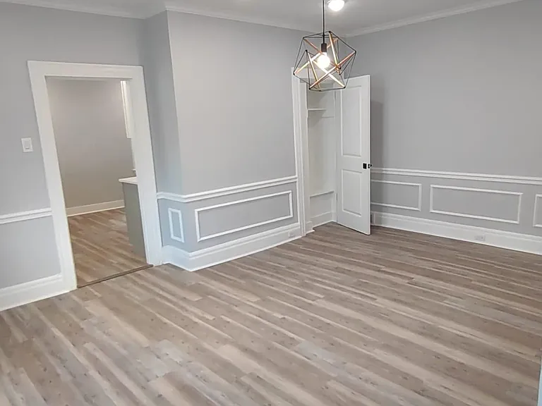 712 Loretta St — Photo 9
