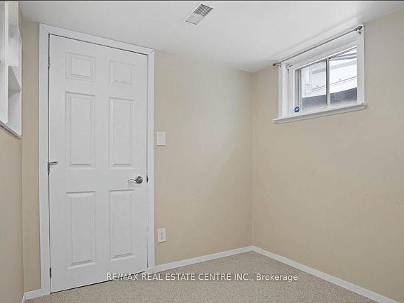 3rd image of 768 Olive Ave