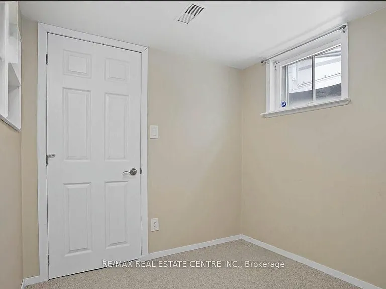 768 Olive Ave — Photo 3