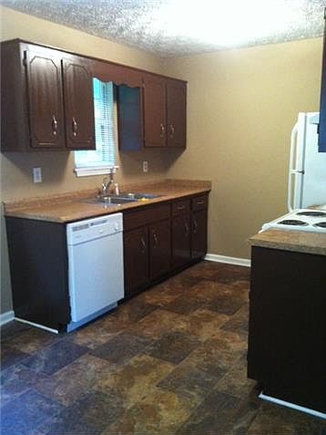 2nd image of 6D Cable Rd