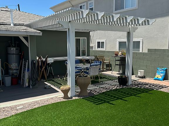 3rd image of 1015 Avenue A