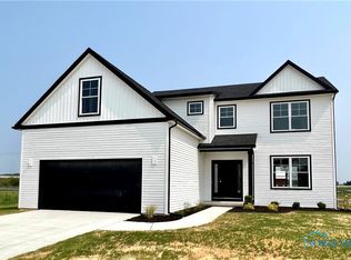 1960 Caleb Ct, Waterville, OH 43566