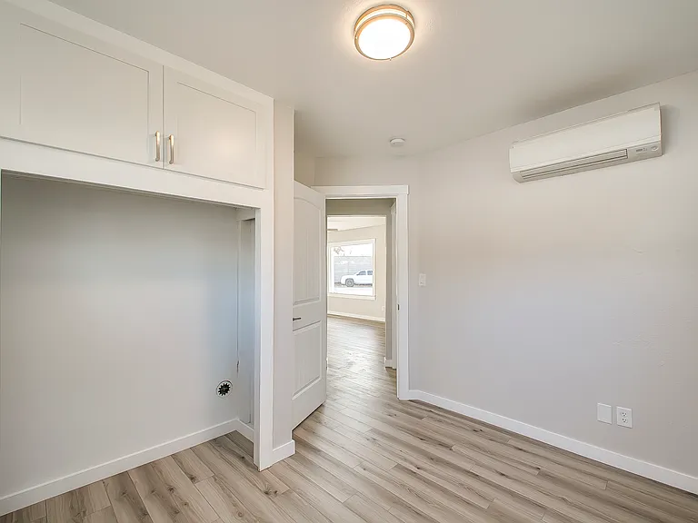 8000 W Dorian St — Photo 17