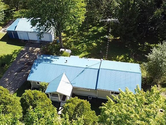 3rd image of 10182 Andora Rd NE