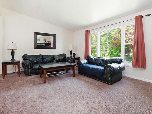 3rd image of 19 Taurat Place