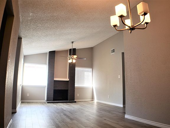 4th image of 6359 Porterway Dr