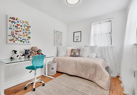 4th image of 2830 Briggs Ave APT 2F