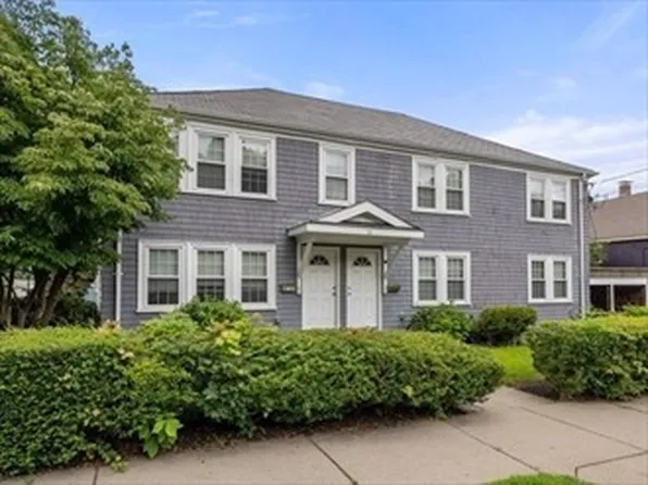 15 Nonantum St #2, Newton, MA 02458