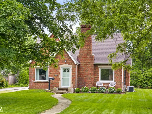 2645 Washington St, Columbus, IN 47201