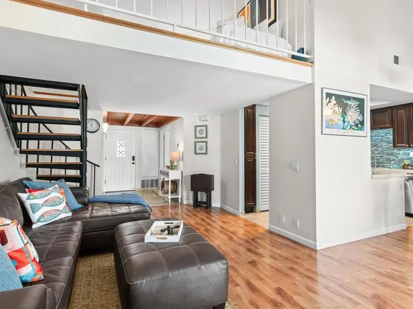 520 Via De La Valle Unit I, Solana Beach, CA 92075