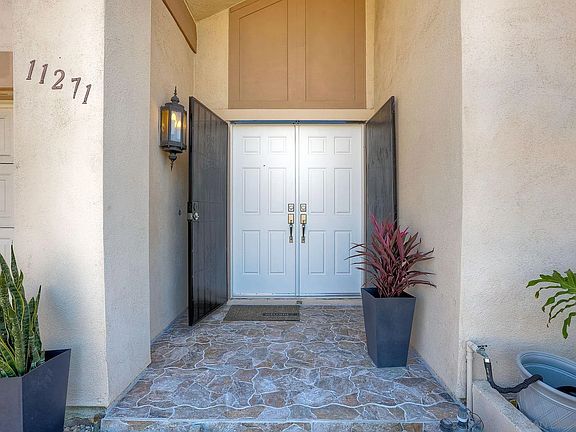 2nd image of 11271 Zapata Ave