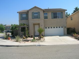 5853 Birkdale Ln, Fontana, CA 92336