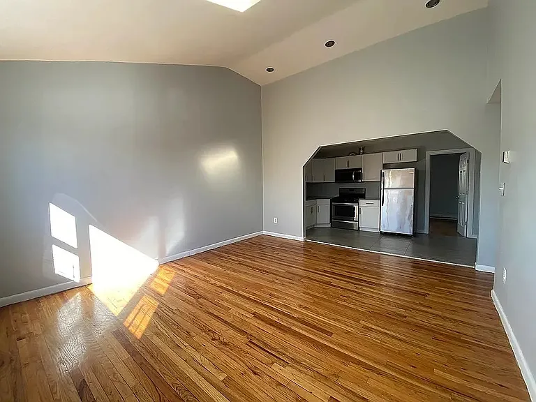 364 Huntington Ave #1C — Photo 2