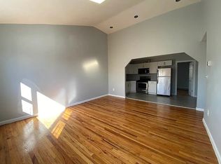364 Huntington Ave #4, Bronx, NY 10465