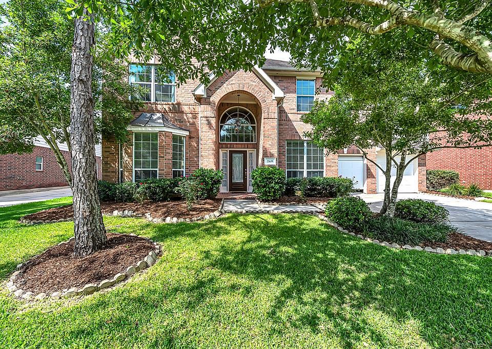 1st image of 23639 Litchfield Bend Ln