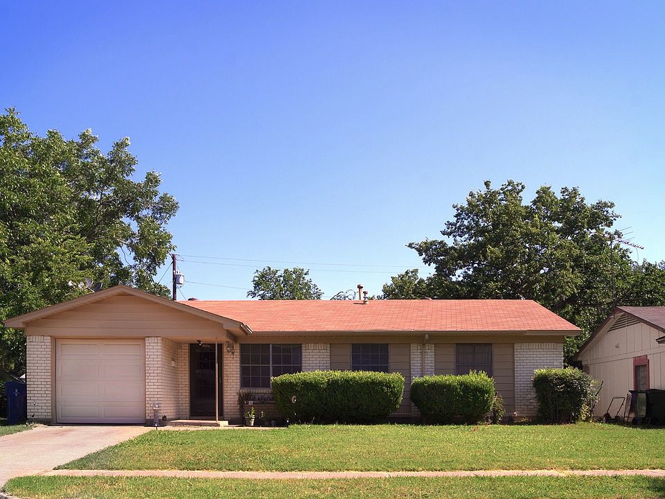 1st image of 4425 Hanover Dr