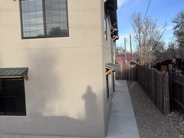 232 Valverde St — Photo 31